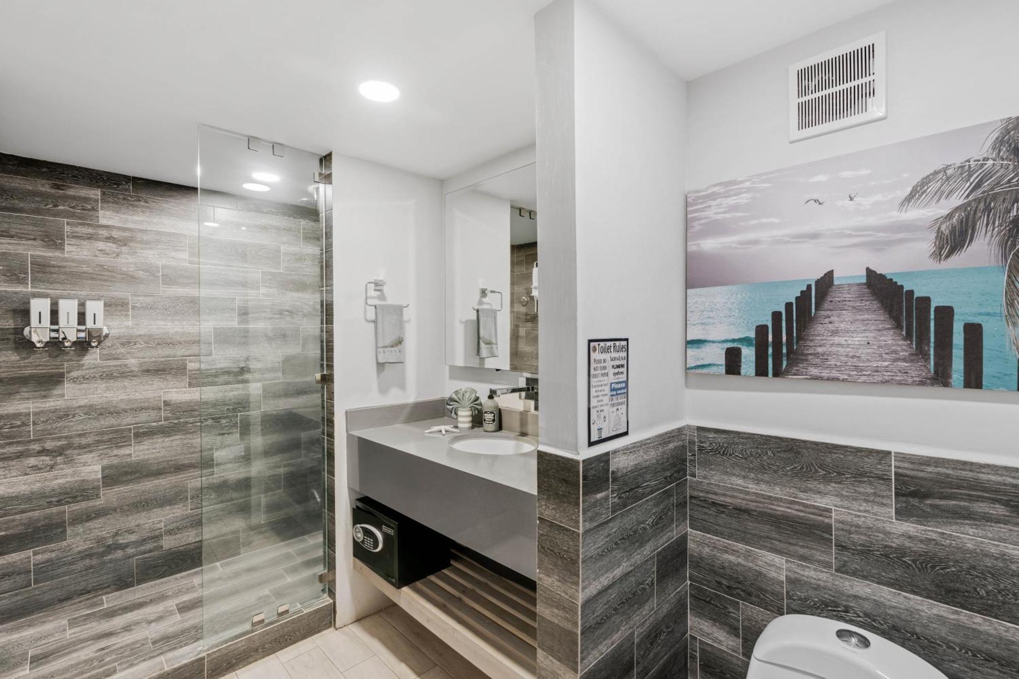 Iguana Surf Camp Hotel Tamarindo Luaran gambar