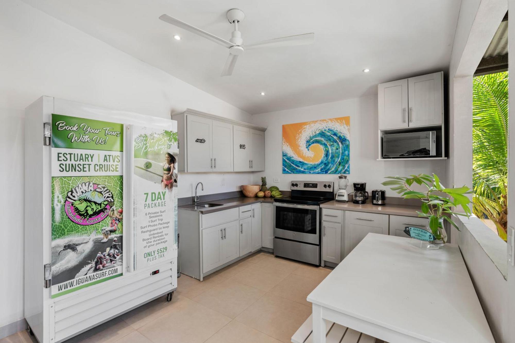 Iguana Surf Camp Hotel Tamarindo Luaran gambar